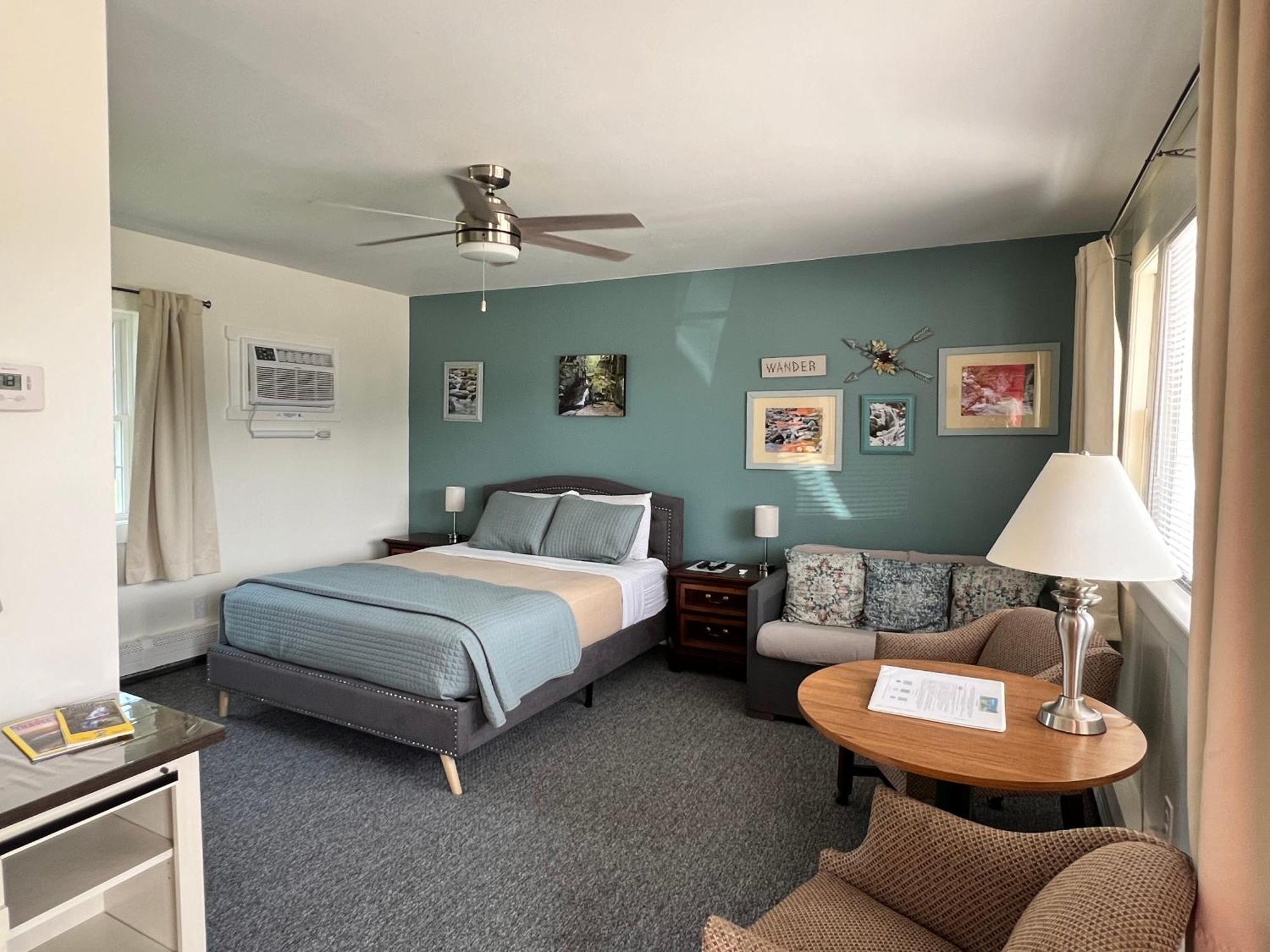 Profile Deluxe Motel Twin Mountain Bagian luar foto