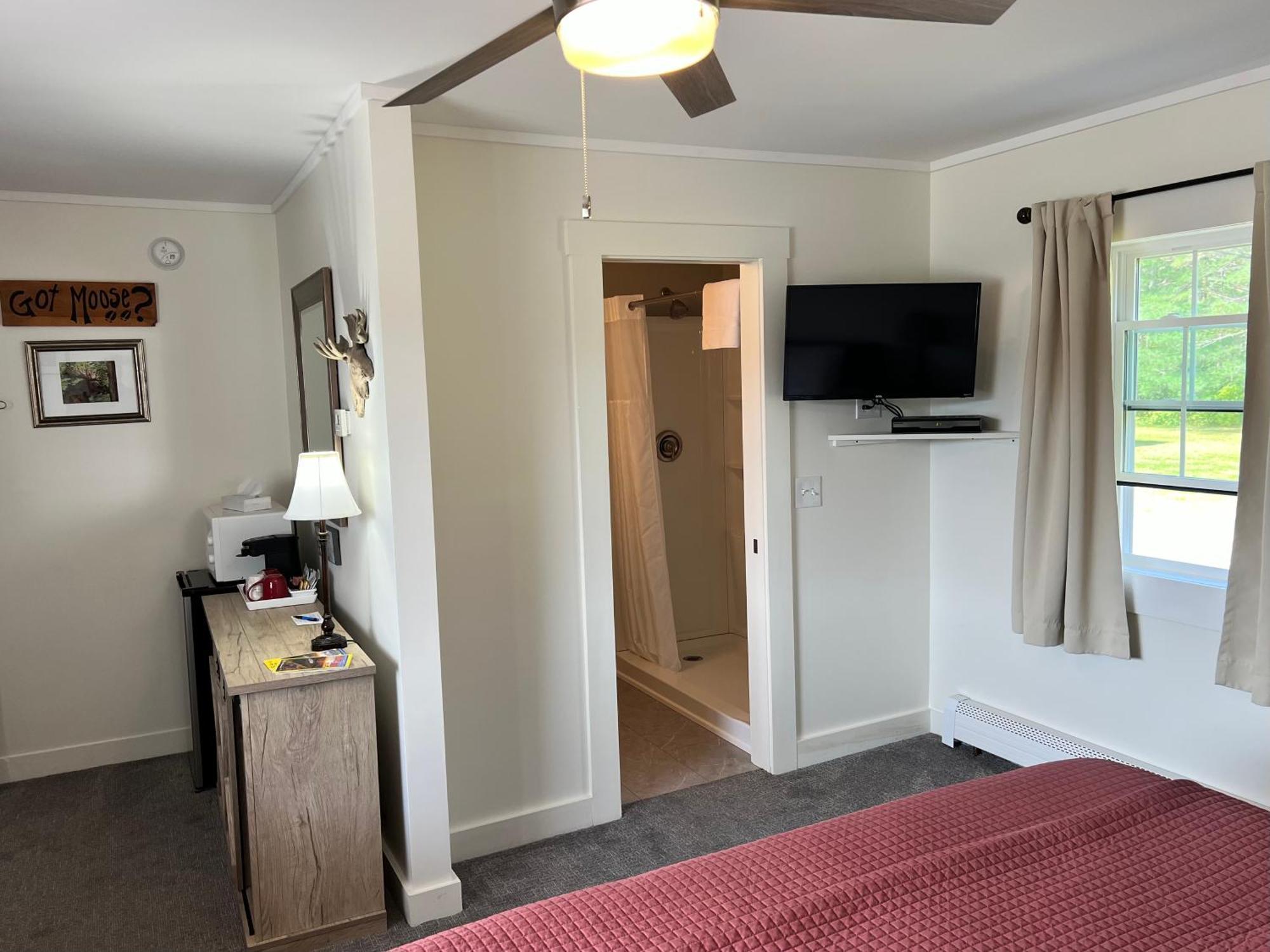 Profile Deluxe Motel Twin Mountain Bagian luar foto