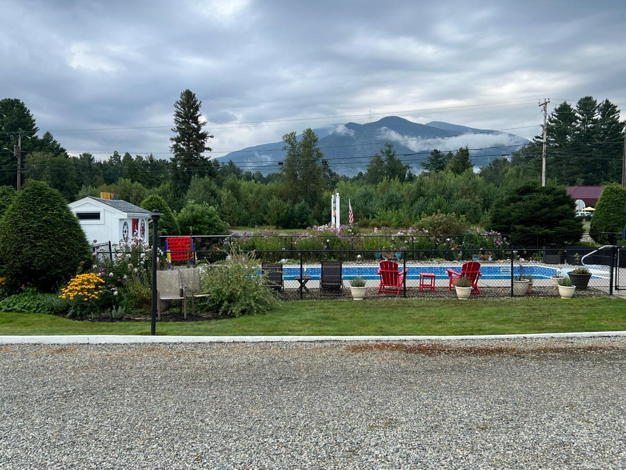 Profile Deluxe Motel Twin Mountain Bagian luar foto