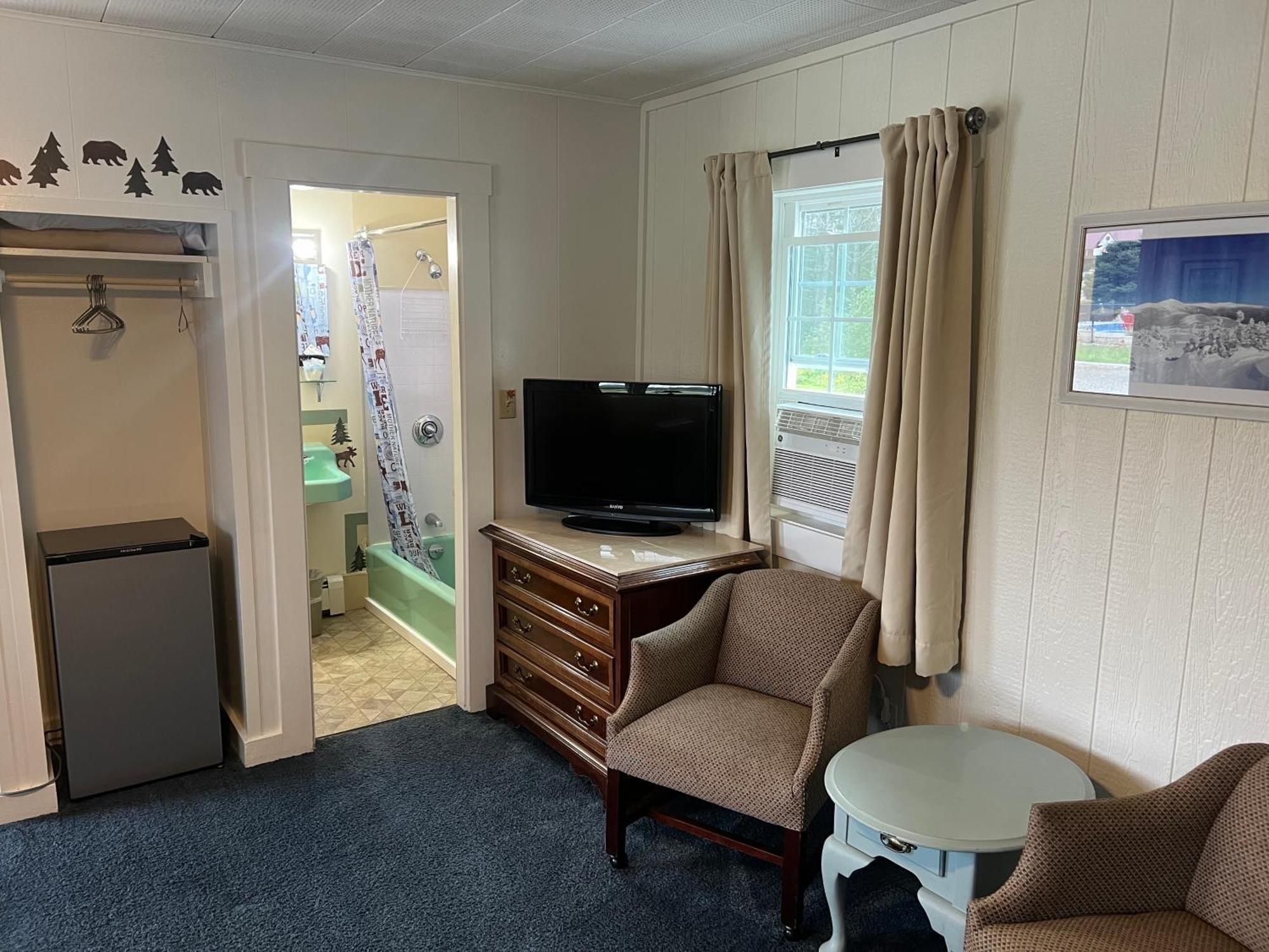 Profile Deluxe Motel Twin Mountain Bagian luar foto