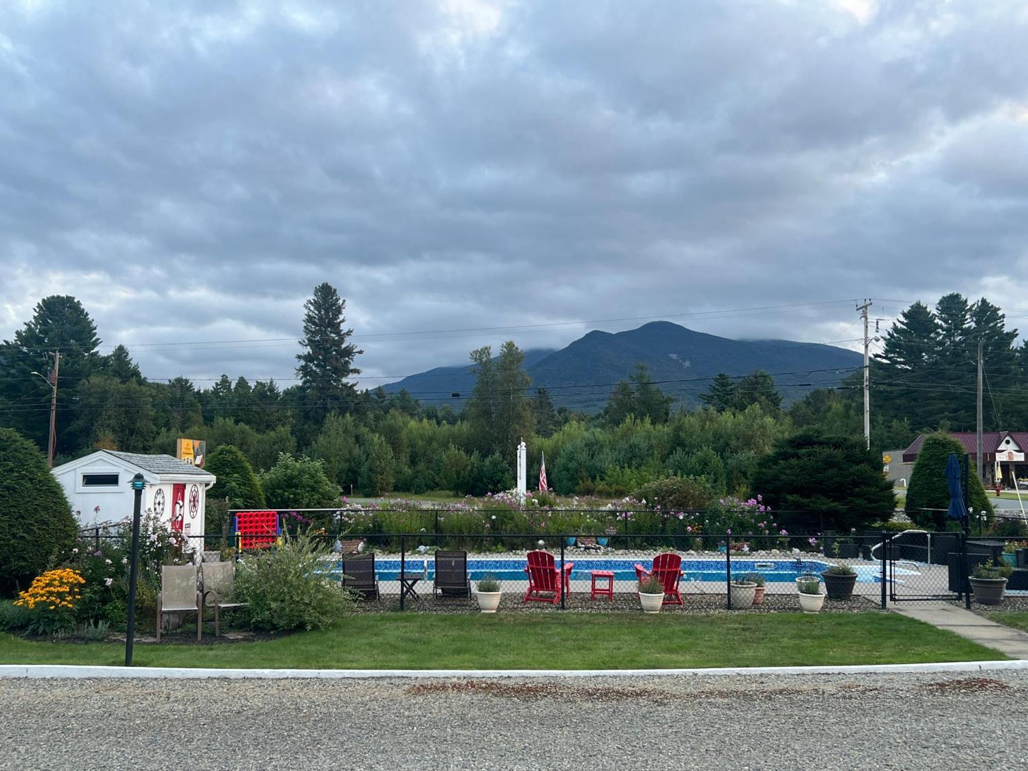 Profile Deluxe Motel Twin Mountain Bagian luar foto